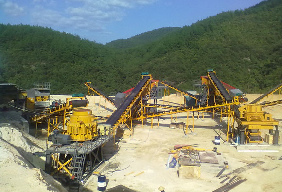 �Ϻ�ɽ��·����ɰ���a(ch��n)���F(xi��n)��(ch��ng)